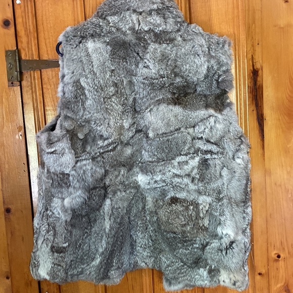 Surell Rabbit Fur Vest - Picture 6 of 6